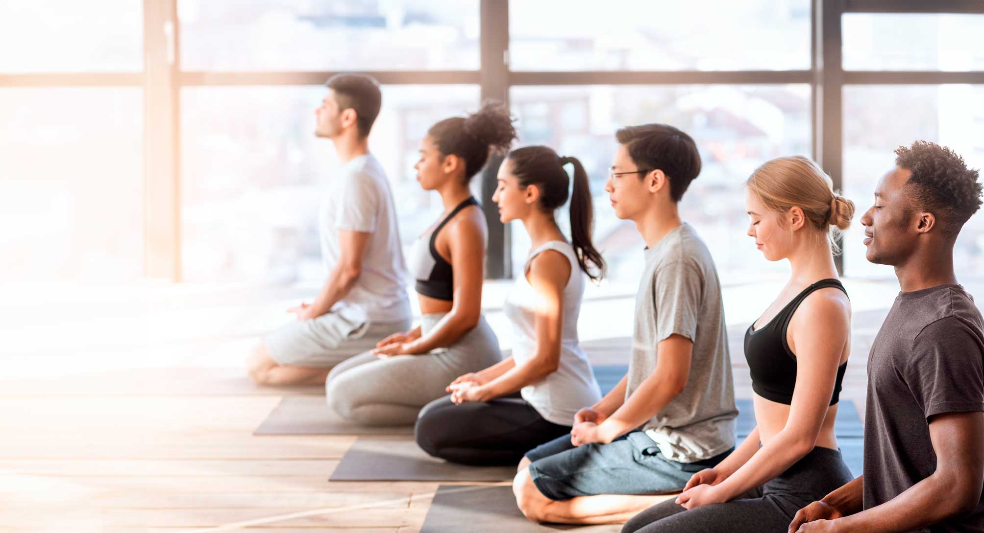 Imagen de retiro de yoga en l'Escala