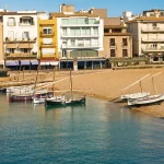 Imagen de una cala del pueblo de l'Escala